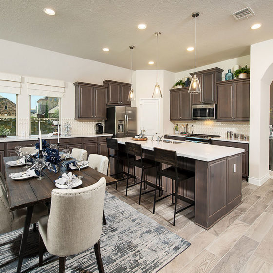 Perry Homes kitchen at VIDA San Antonio