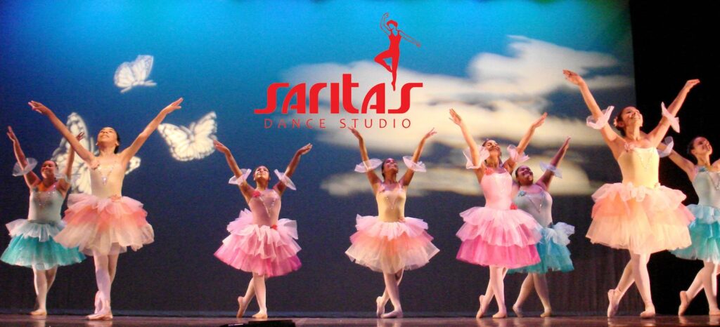 ballerinas at saritas dance studio in southside San Antonio